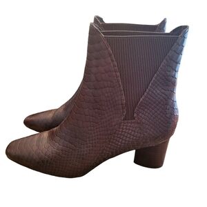 Donald Pliner Laila Booties Size 8 1/2
